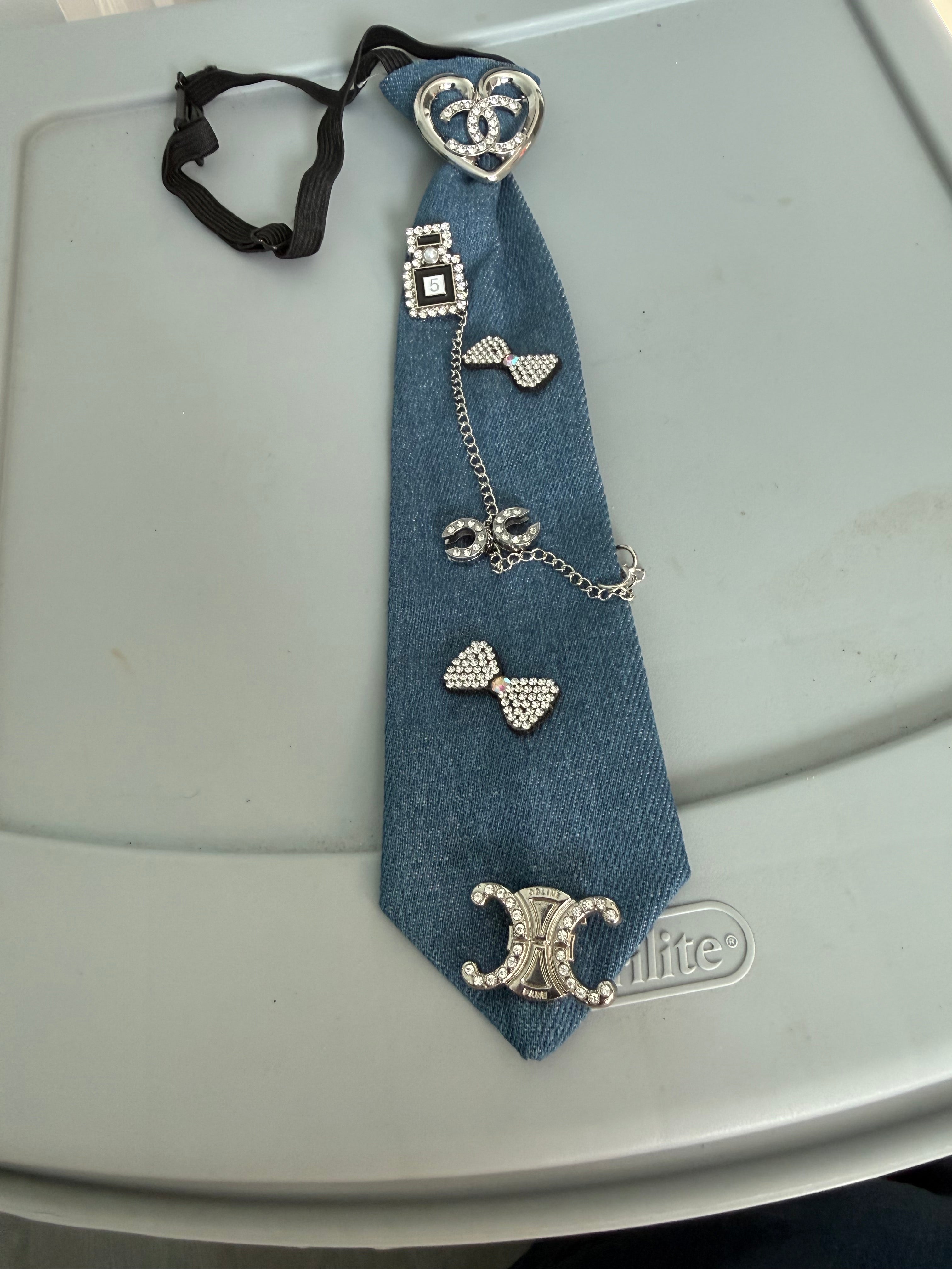 Junk ties