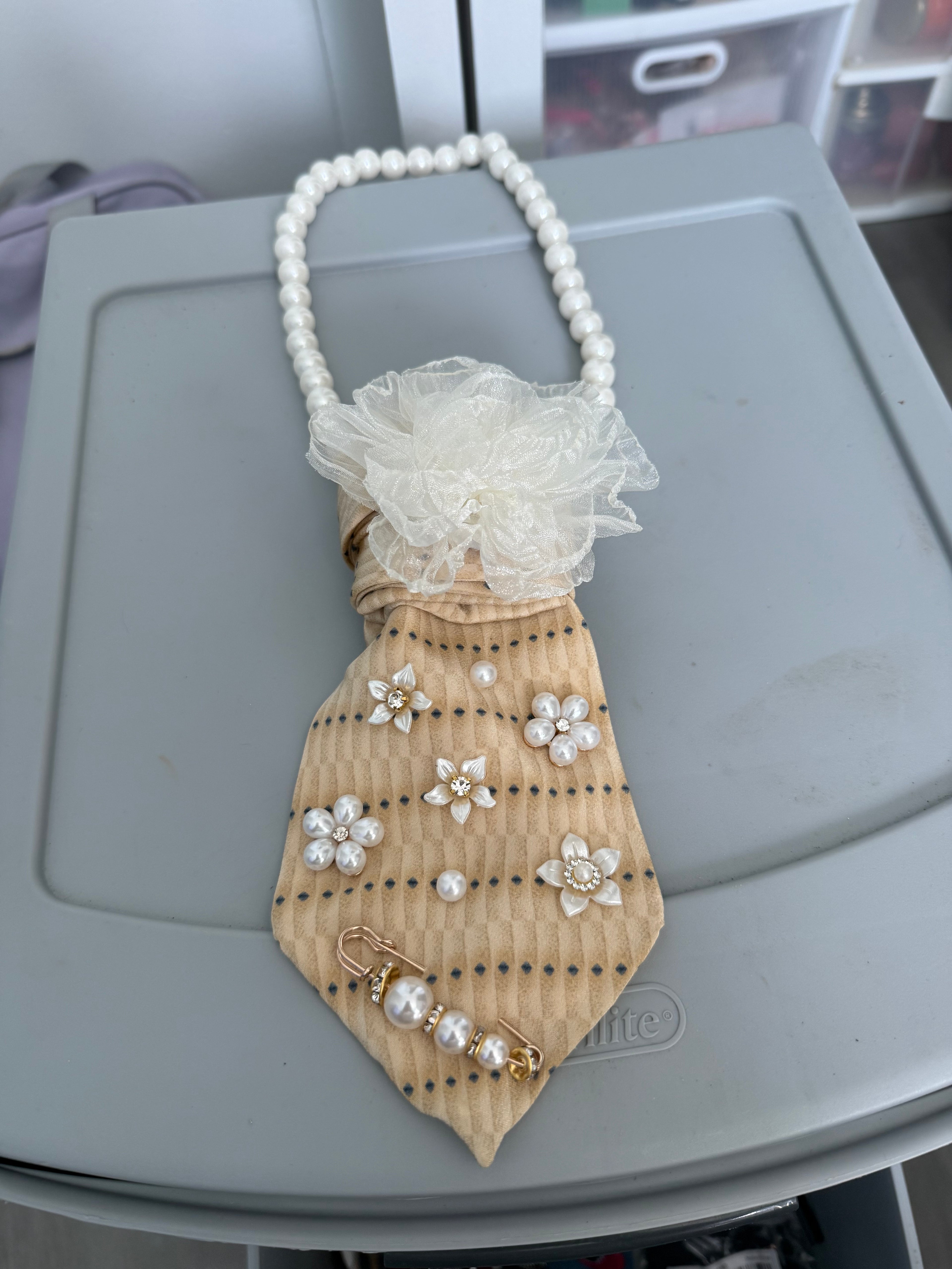 junk tie